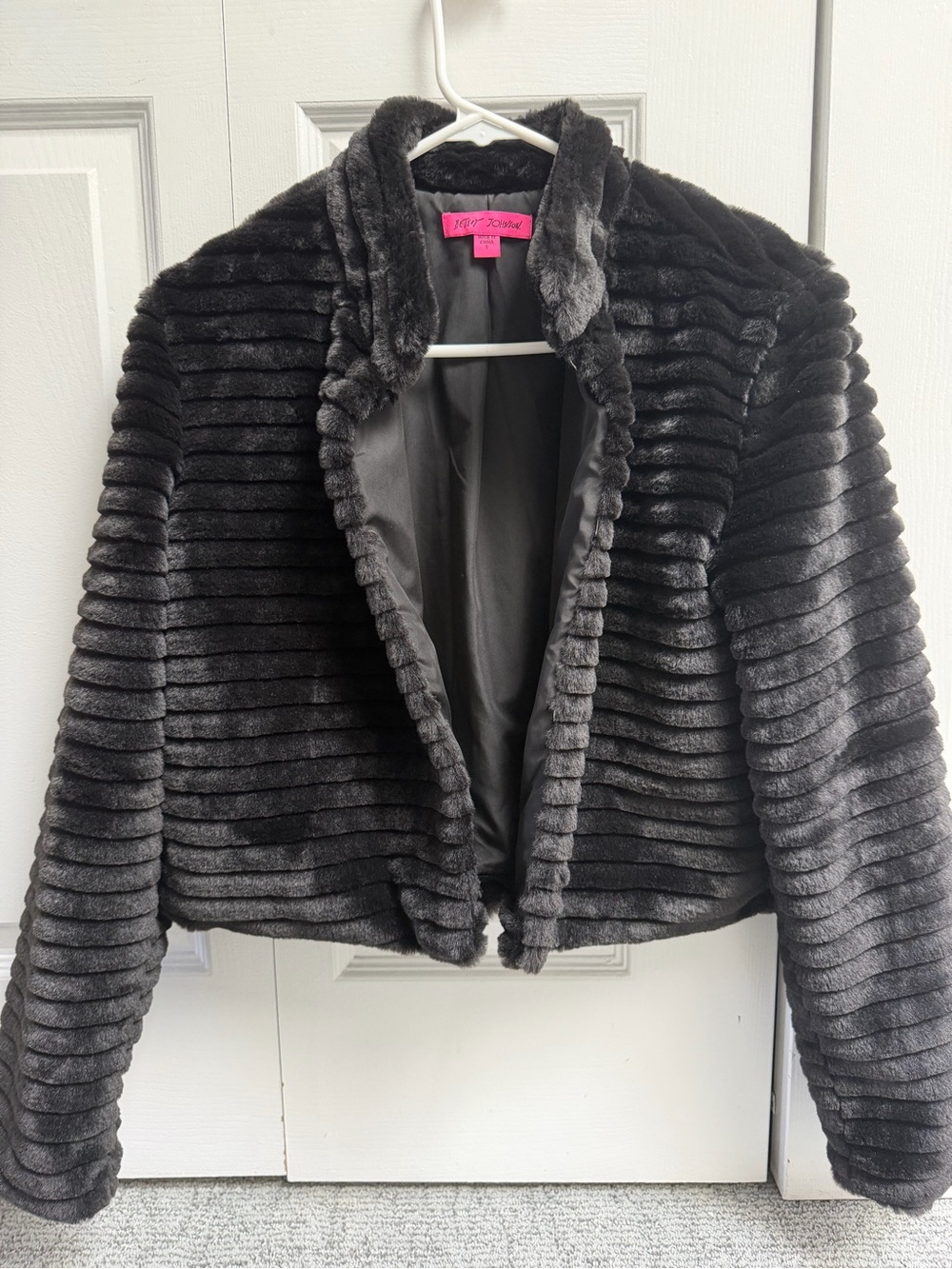Betsy Johnson Black Faux-Fur Lined Jacket - Women’s small